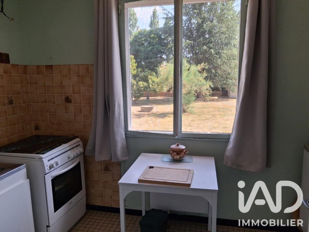 Maison 5 Pièce(s) Saint-Pierre-d'Exideuil - Photo 6