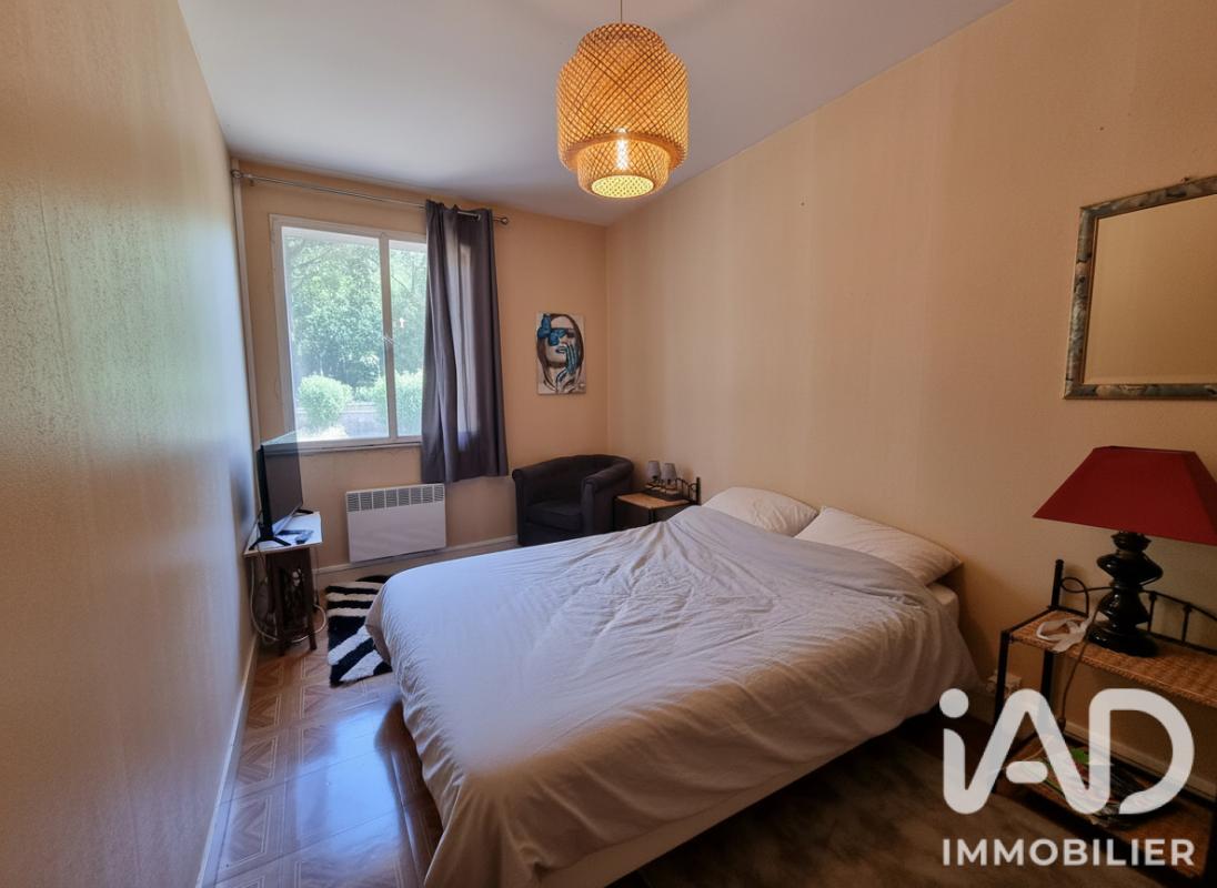 Maison 5 Pièce(s) Saint-Pierre-d'Exideuil - Photo 8
