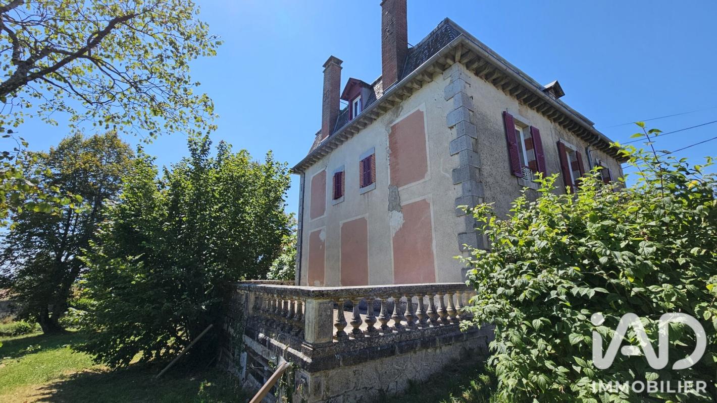 Maison 8 Pièce(s) Saint-Étienne-de-Maurs - Photo 2