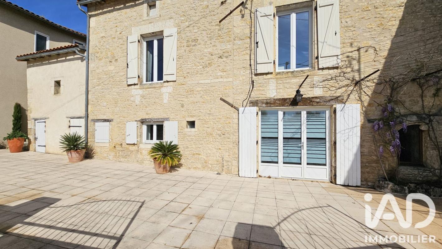 Maison de ville 4 Pièce(s) Ruffec