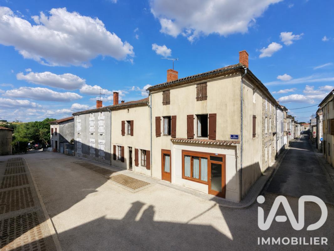 Maison de ville 5 Pièce(s) Mansle