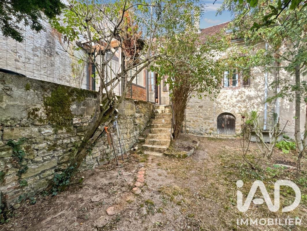 Maison de village 3 Pièce(s) Villemaréchal