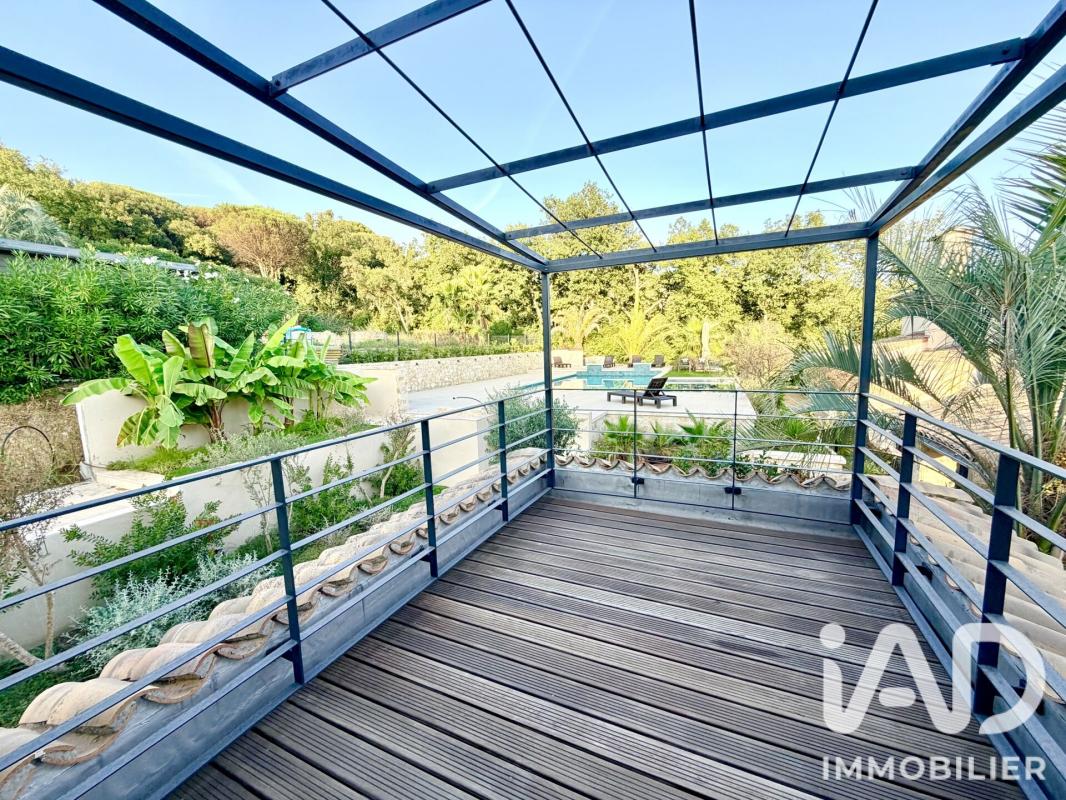 Appartement 2 Pièce(s) Grimaud