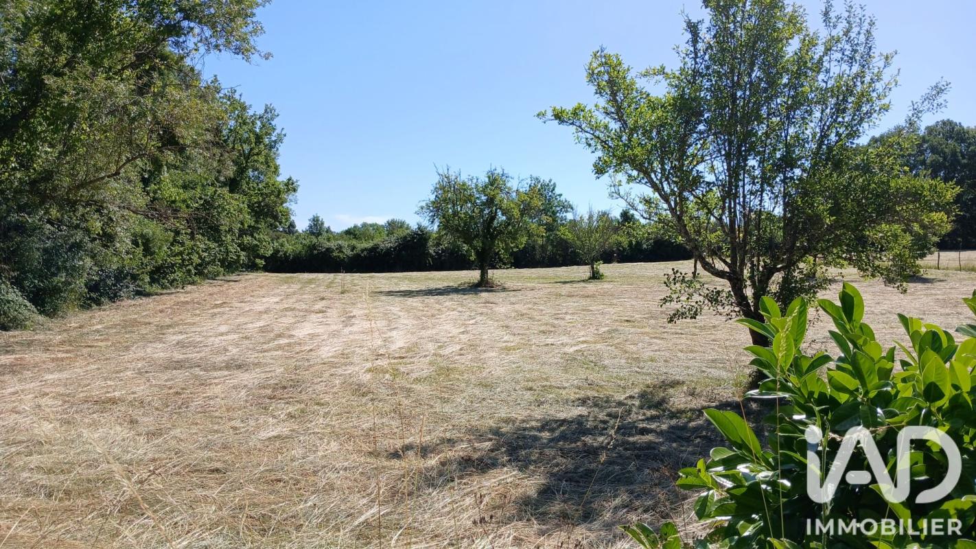 Terrain  Puylaroque