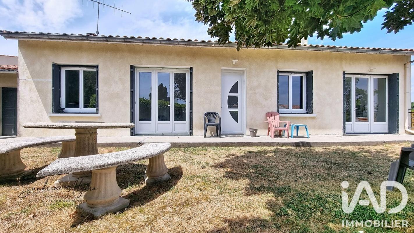 Maison 5 Pièce(s) Réaux sur Trèfle