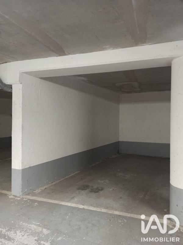 Parking  Paris 18eme Arrondissement