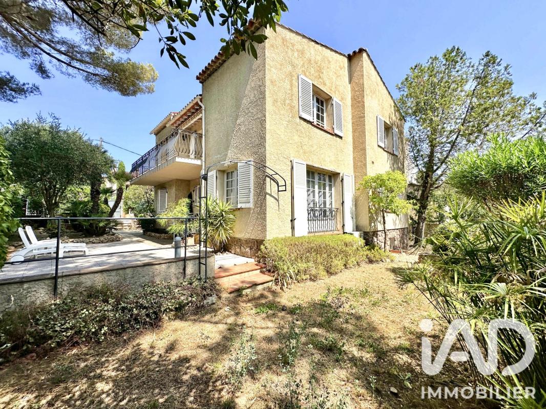 Villa 7 Pièce(s) Fréjus
