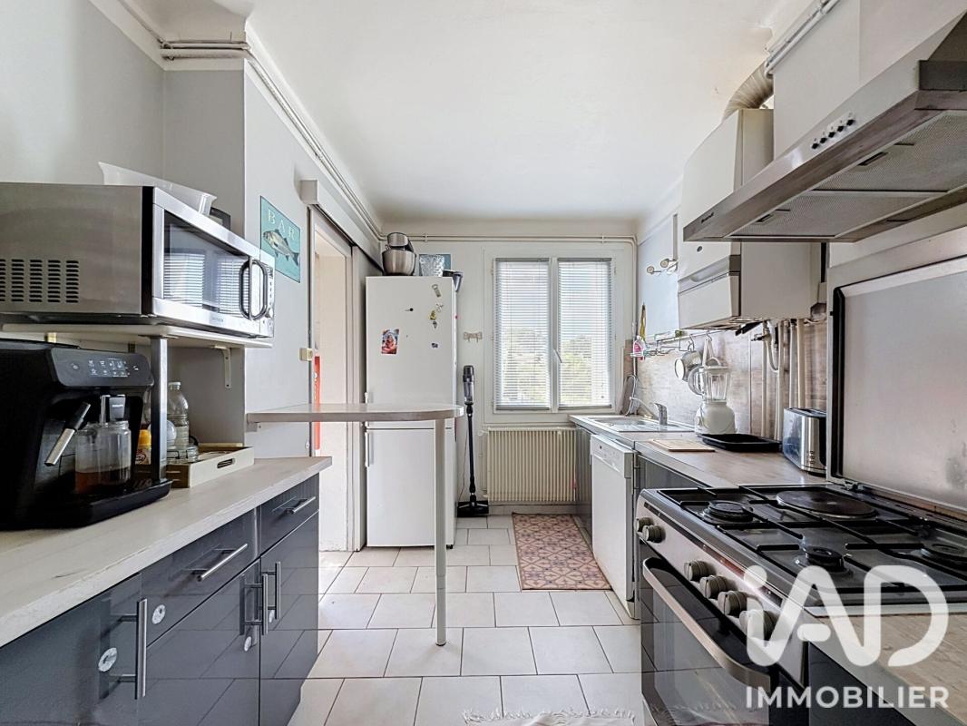 Appartement 4 Pièce(s) Nîmes - Photo 4
