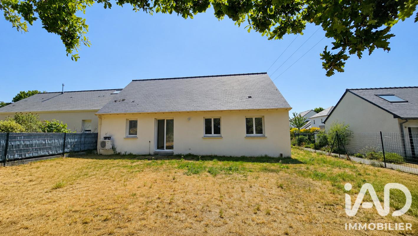 Maison 4 Pièce(s) La Chapelle-Launay