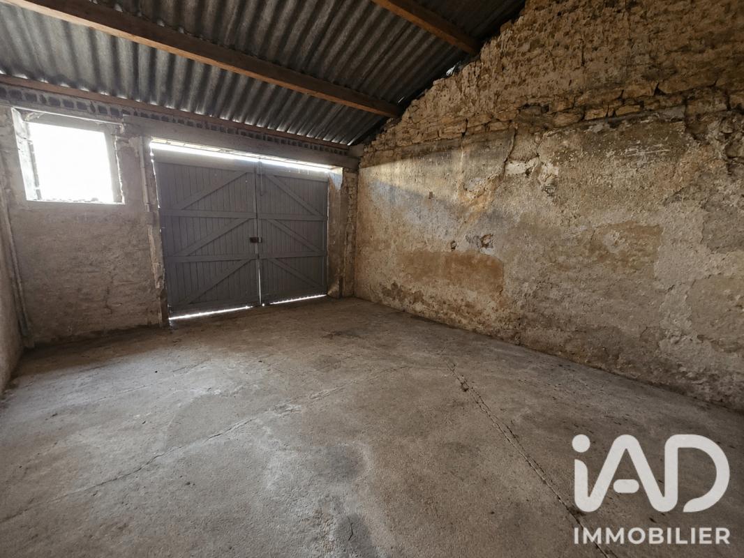 Maison 8 Pièce(s) Coulanges-la-Vineuse - Photo 16
