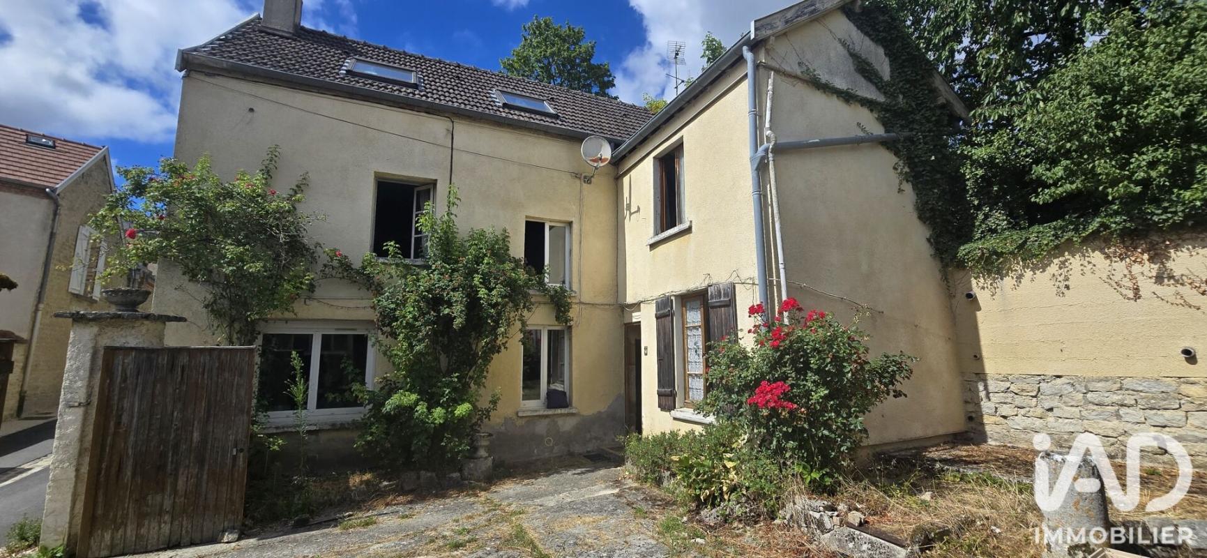 Maison de village 6 Pièce(s) Chenay
