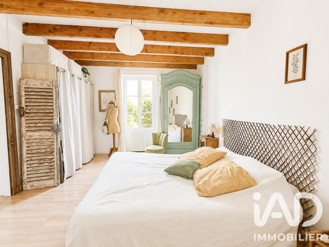 Maison 5 Pièce(s) Le Gué-d'Alleré