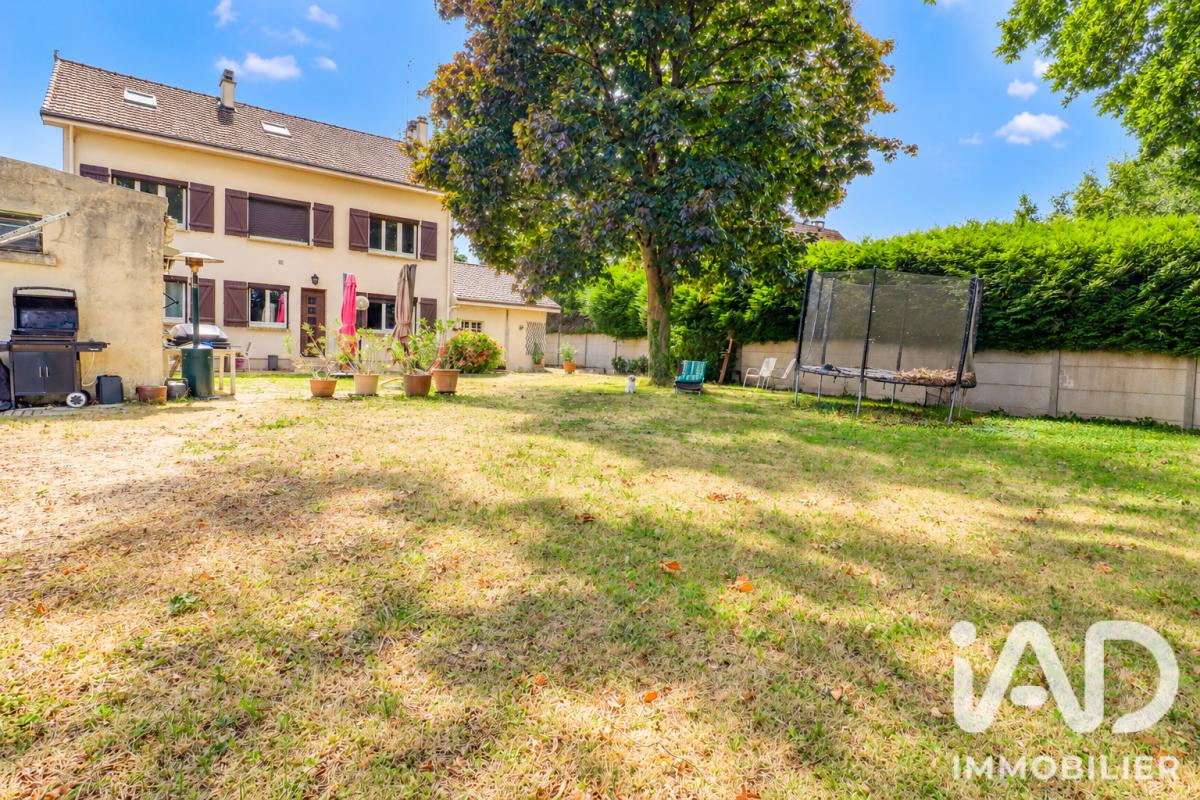 Maison 8 Pièce(s) Magny-les-Hameaux - Photo 1