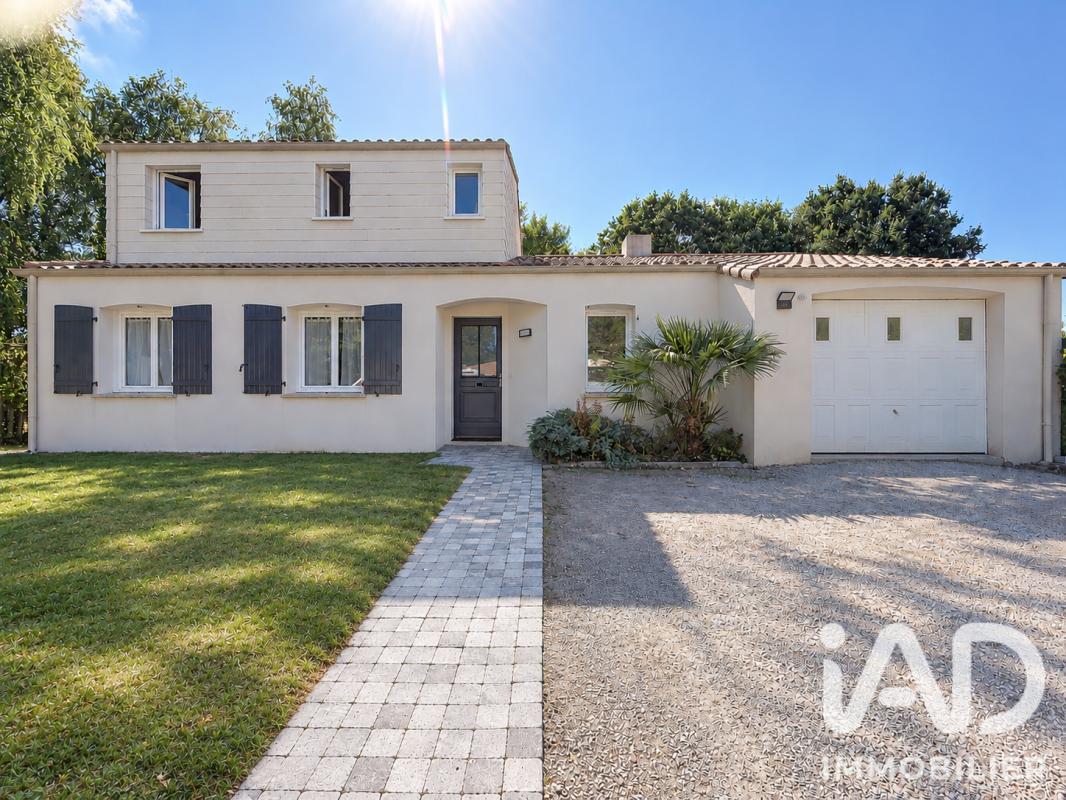 Maison 8 Pièce(s) Les Sorinières