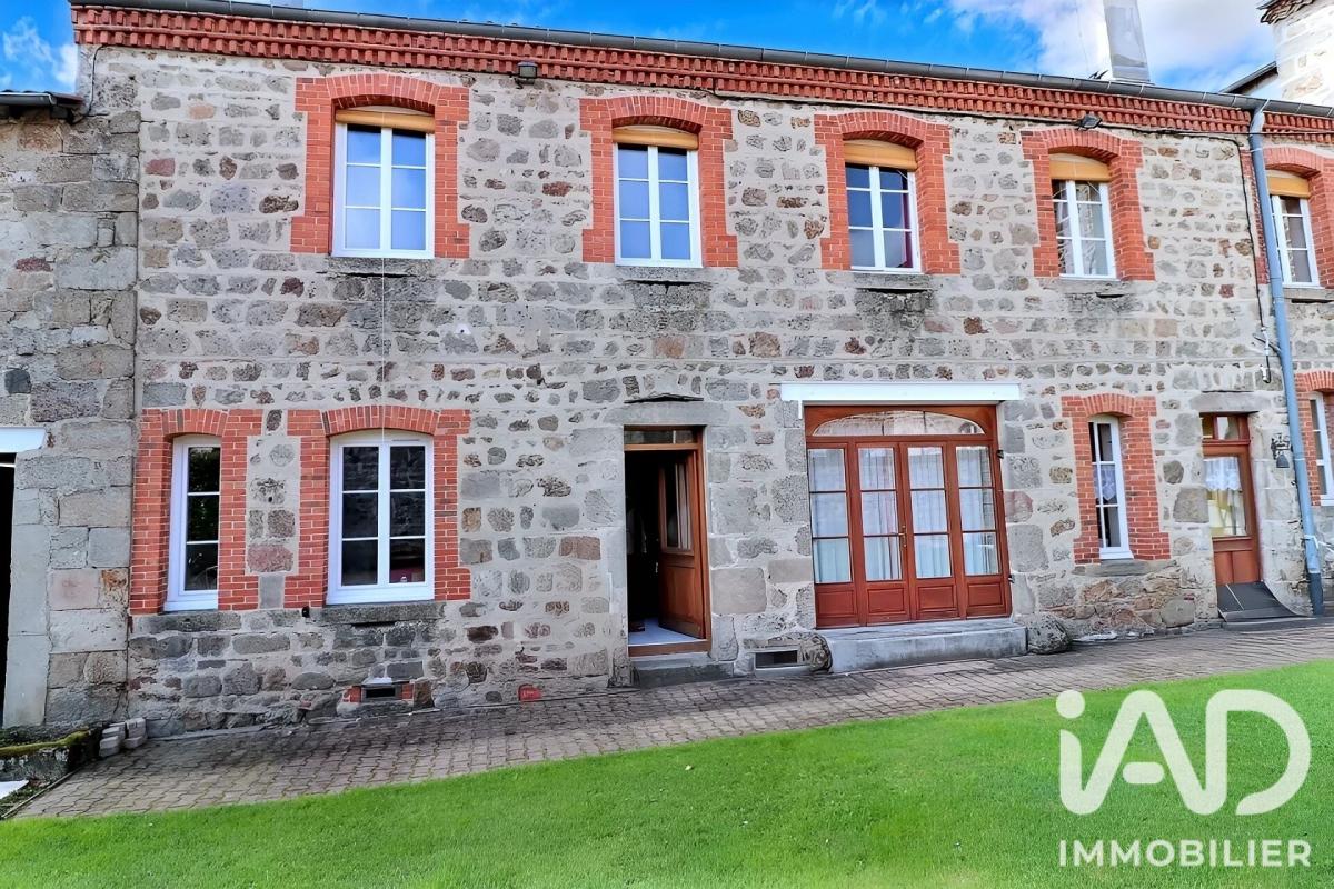 Maison de village 4 Pièce(s) Usson-en-Forez