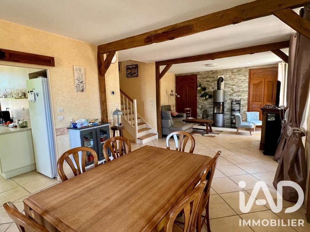 Maison 7 Pièce(s) Venesmes - Photo 2