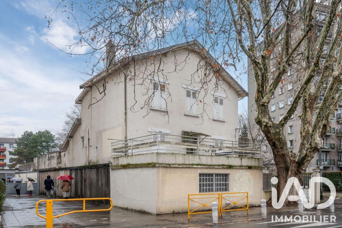 Maison 10 Pièce(s) Grenoble
