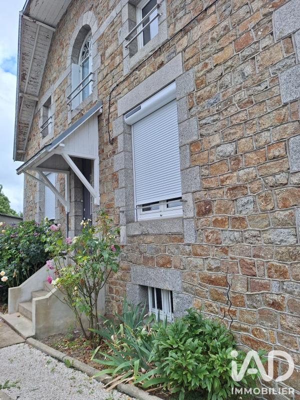 Maison 8 Pièce(s) Ploumagoar