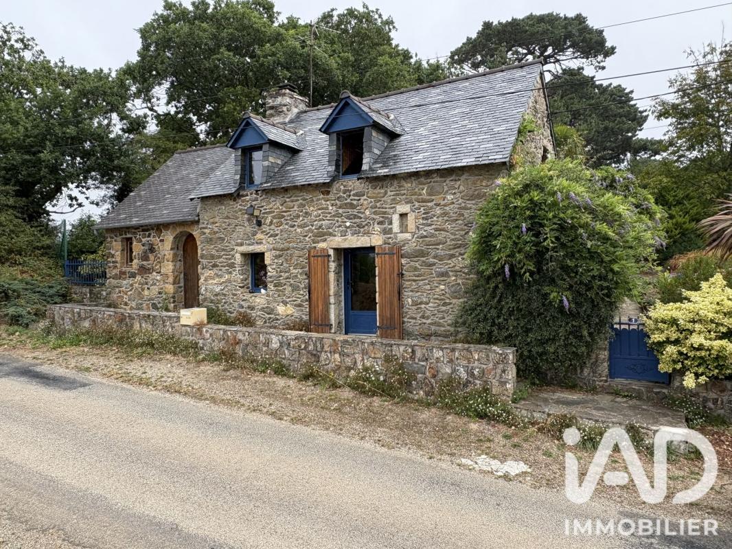 Maison en pierre 3 Pièce(s) Pont-de-Buis-lès-Quimerch