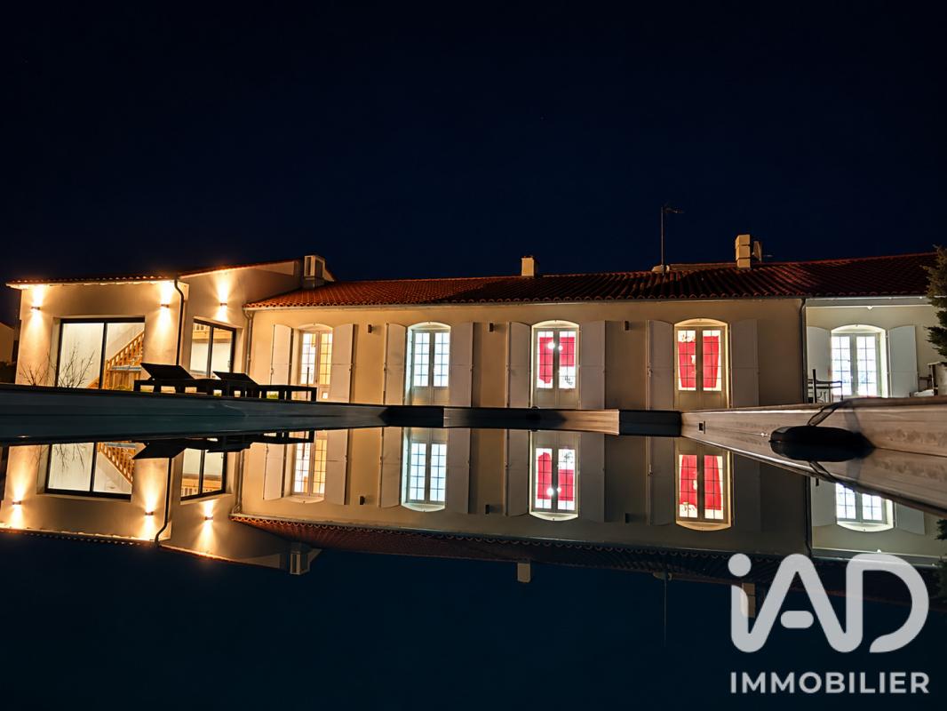Maison 9 Pièce(s) Saint-Savinien - Photo 1