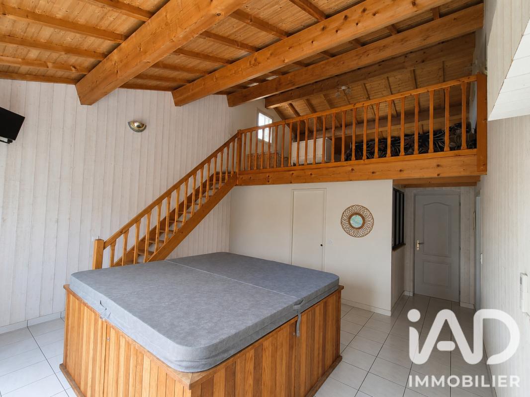 Maison 9 Pièce(s) Saint-Savinien - Photo 9