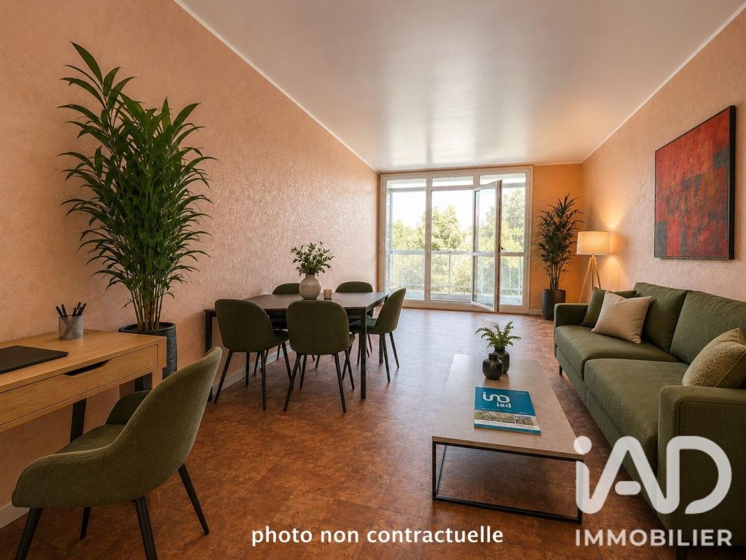 Appartement 3 Pièce(s) Plaisir