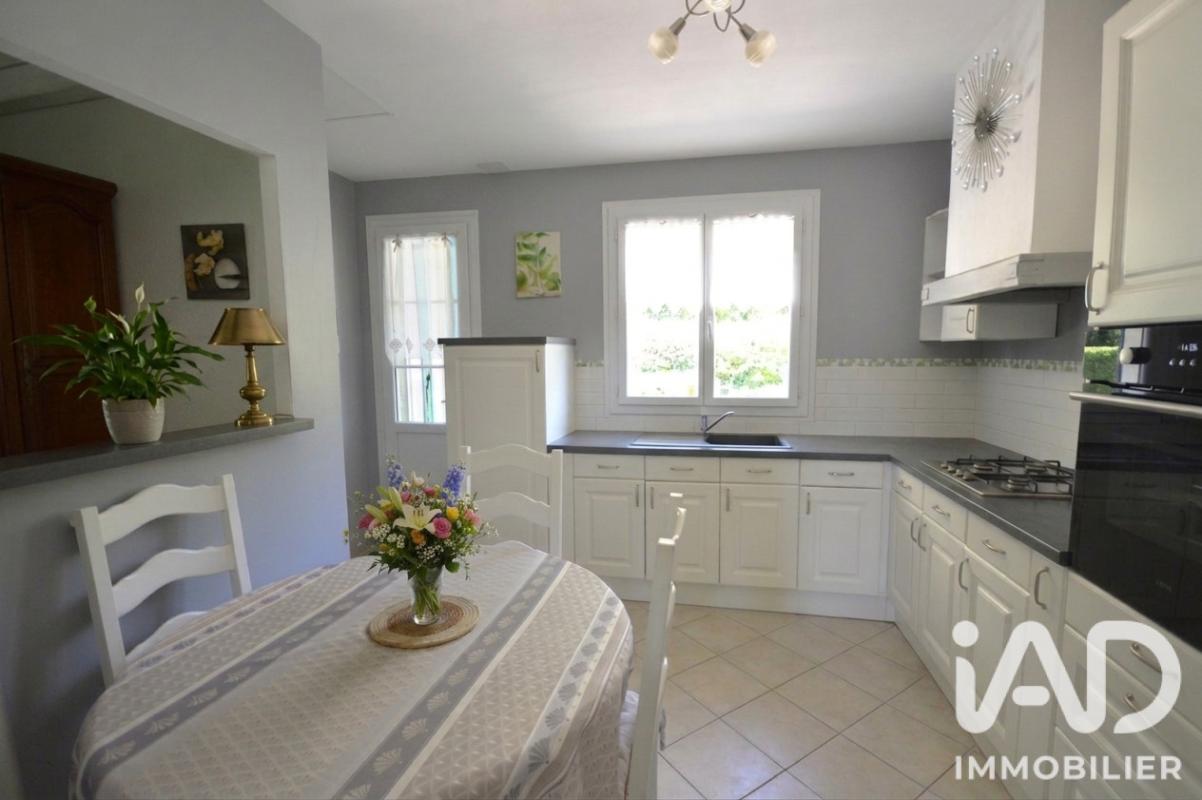 Maison 5 Pièce(s) Chermignac - Photo 11