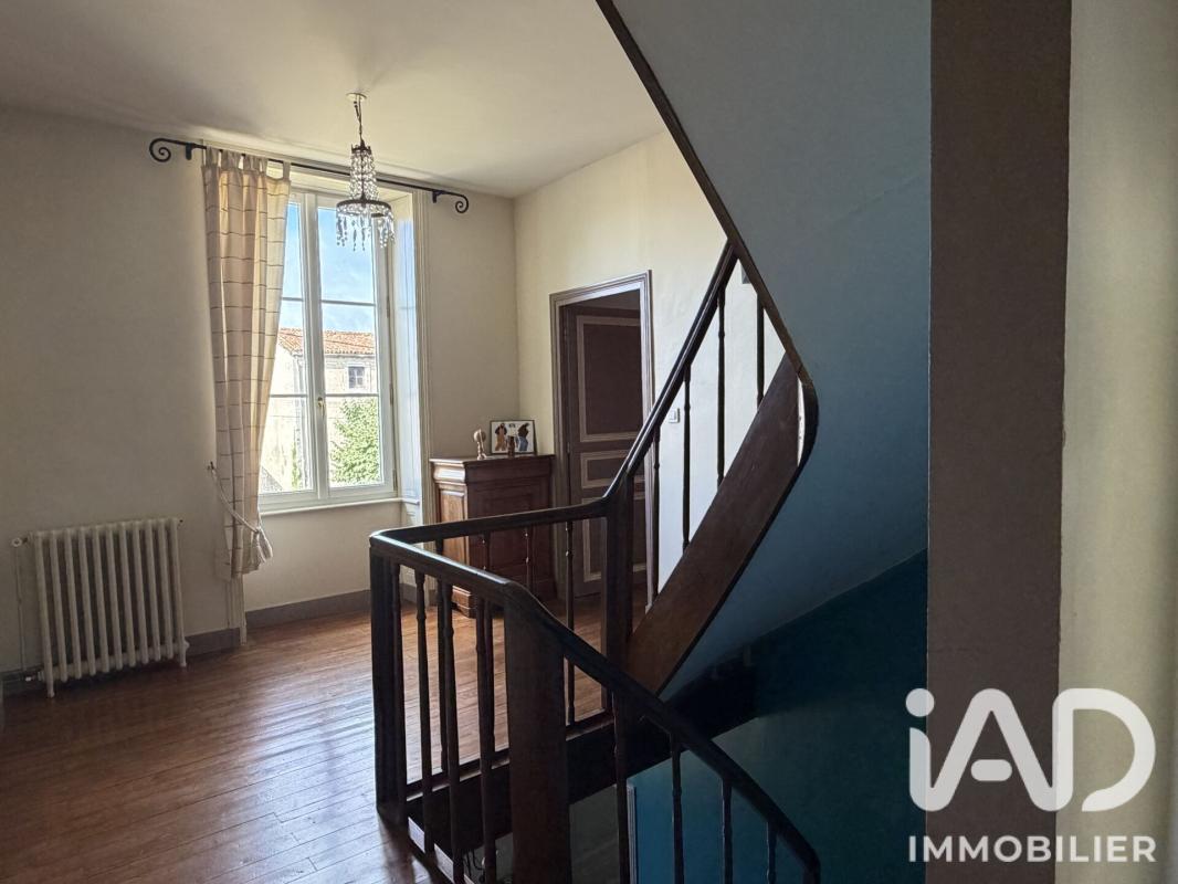 Maison 9 Pièce(s) Moncoutant-sur-Sèvre - Photo 11