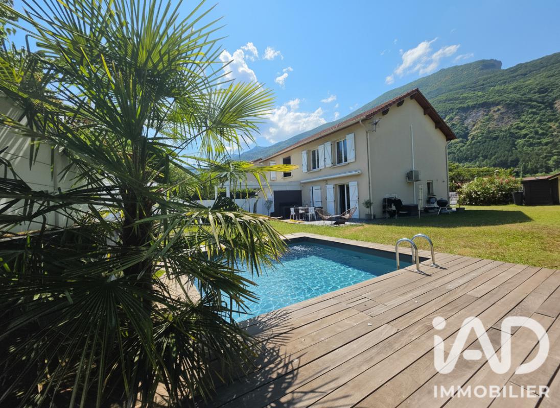 Maison 5 Pièce(s) Vif
