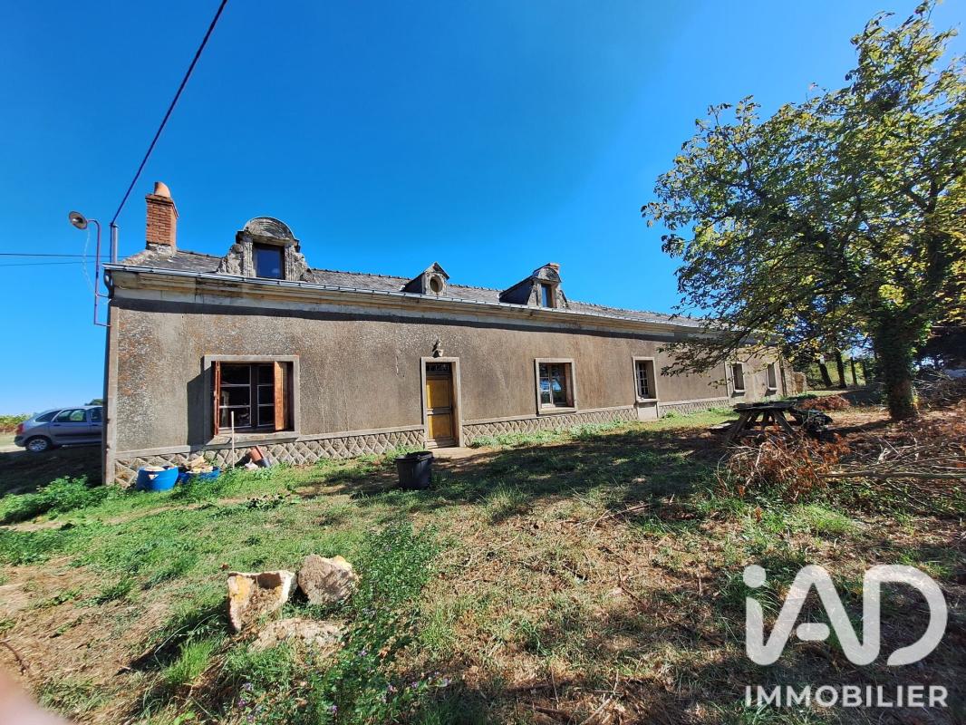 Maison longère 9 Pièce(s) Doué-en-Anjou