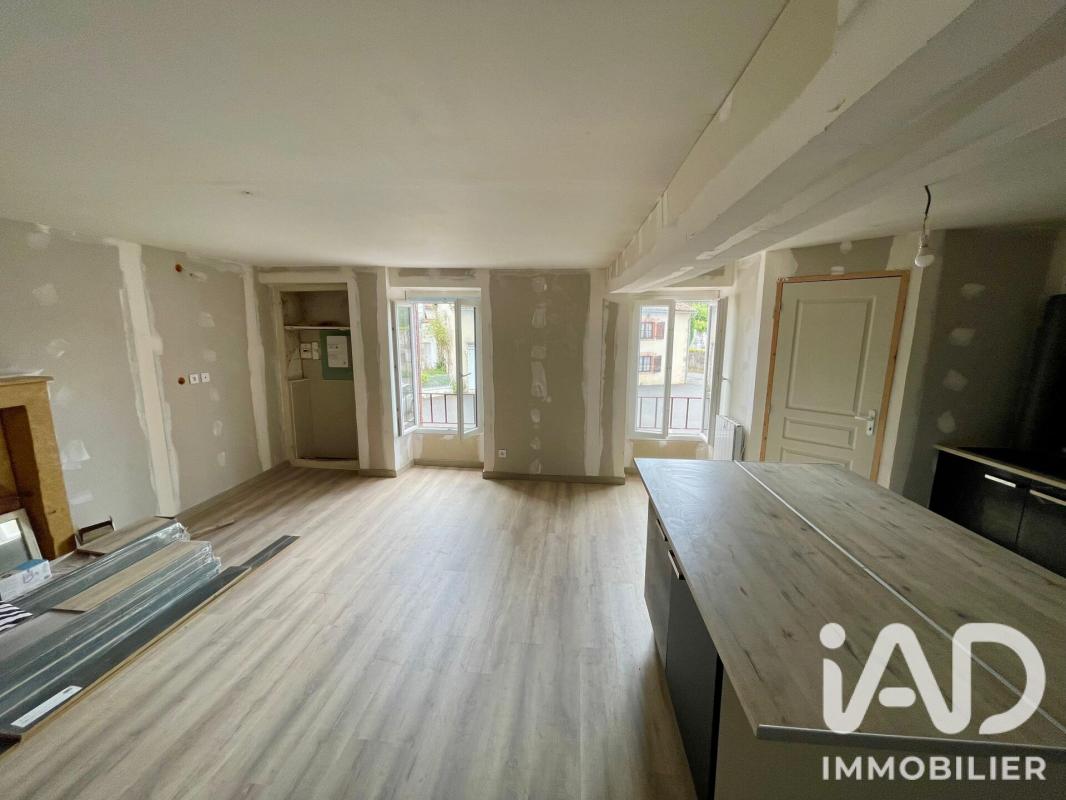 Immeuble  Lathus-Saint-Rémy - Photo 5
