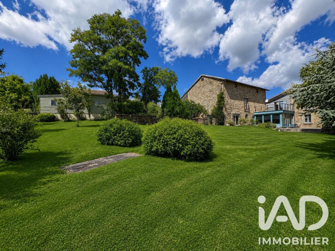 Maison 9 Pièce(s) Marsac-en-Livradois - Photo 2
