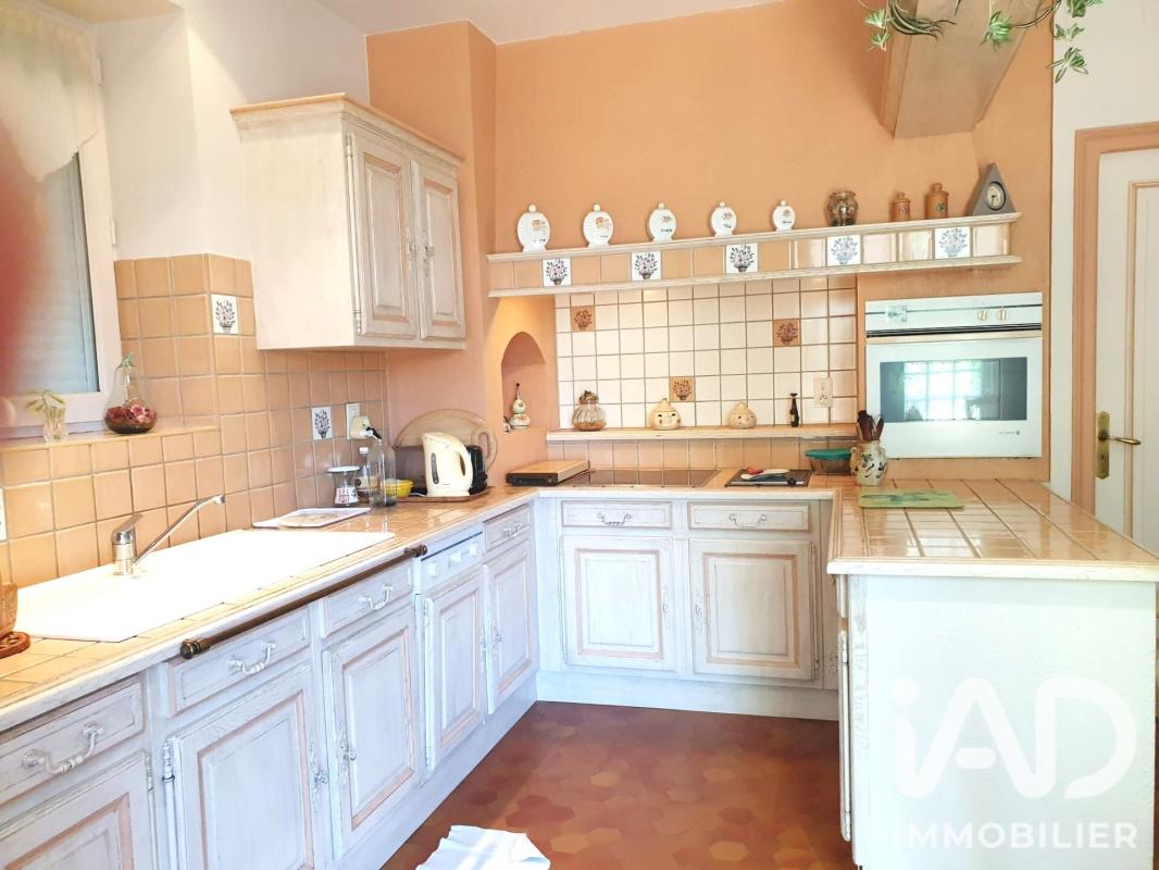 Maison 9 Pièce(s) Espartignac - Photo 3