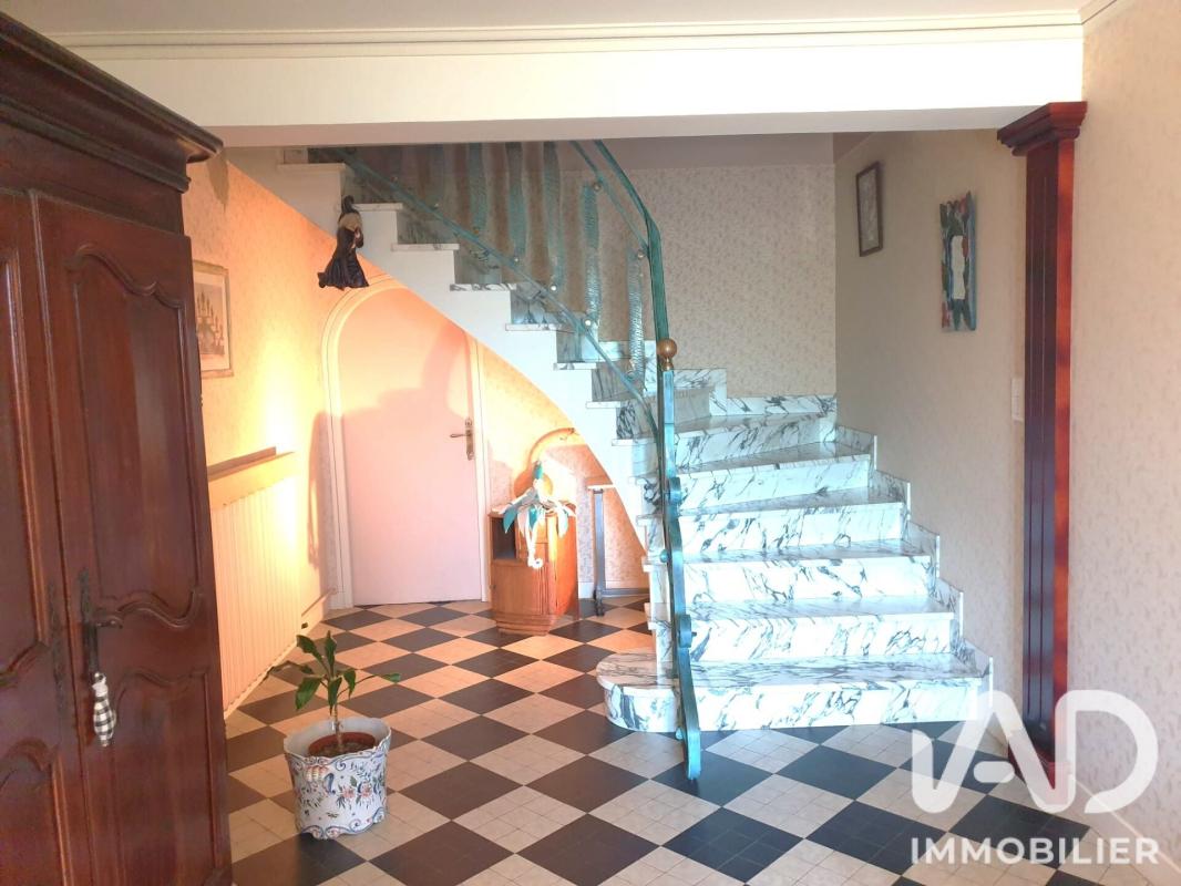 Maison 9 Pièce(s) Espartignac - Photo 4