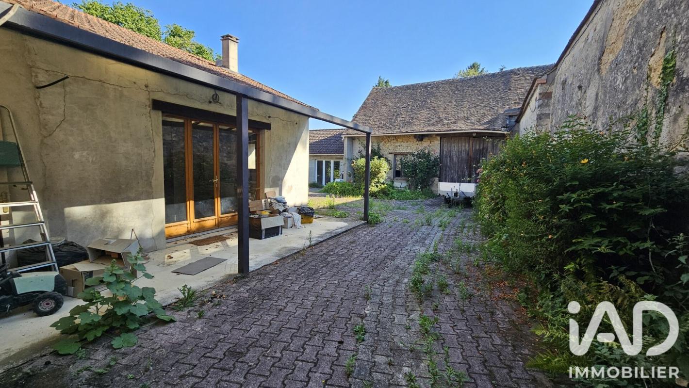 Maison 4 Pièce(s) Villeneuve-la-Guyard