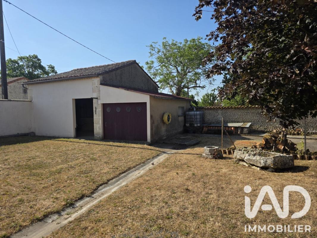 Maison 8 Pièce(s) Saint-Cybardeaux - Photo 15