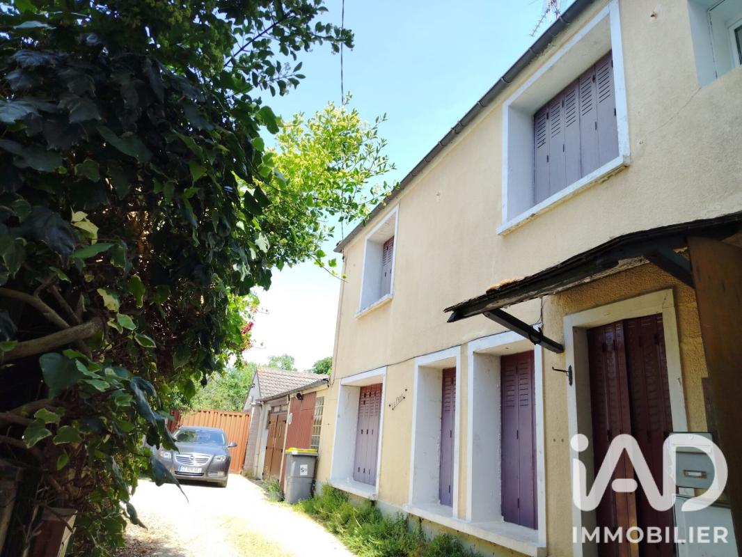 Maison de ville 4 Pièce(s) Rosny-sur-Seine