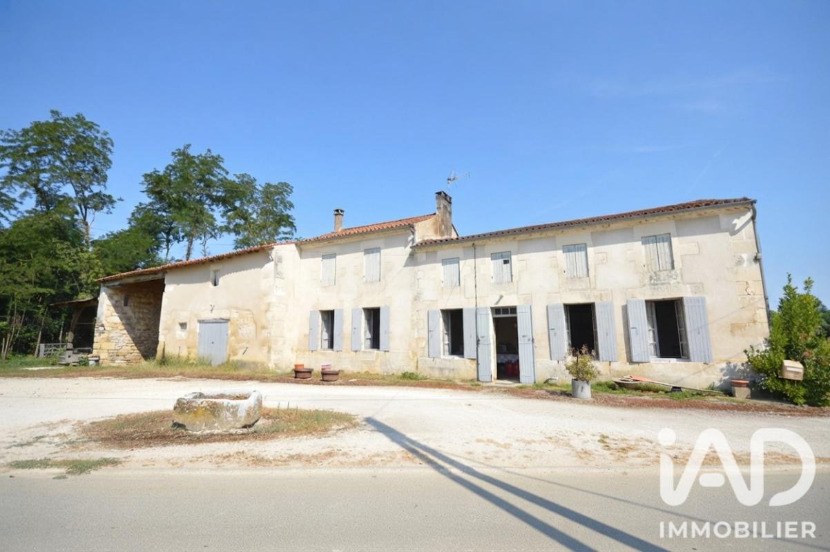 Maison 5 Pièce(s) Saintes