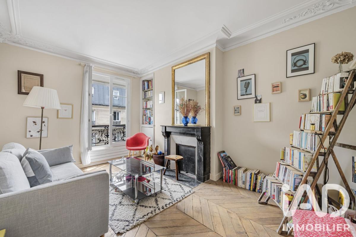 Appartement 2 Pièce(s) Paris 18eme Arrondissement