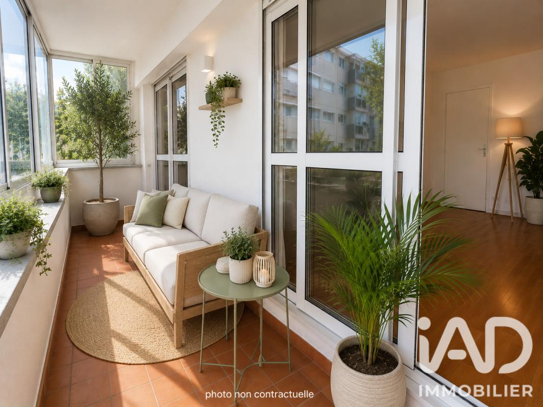 Appartement 4 Pièce(s) Plaisir