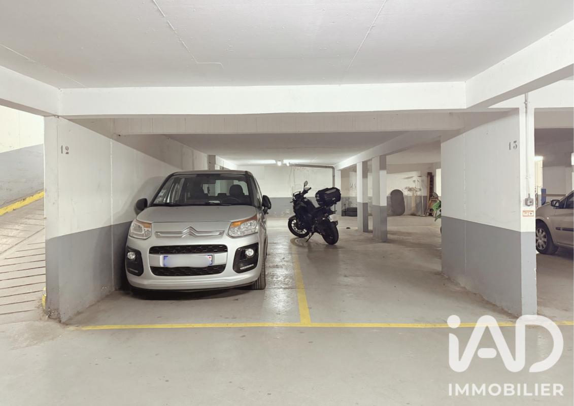 Parking  Paris 20eme Arrondissement