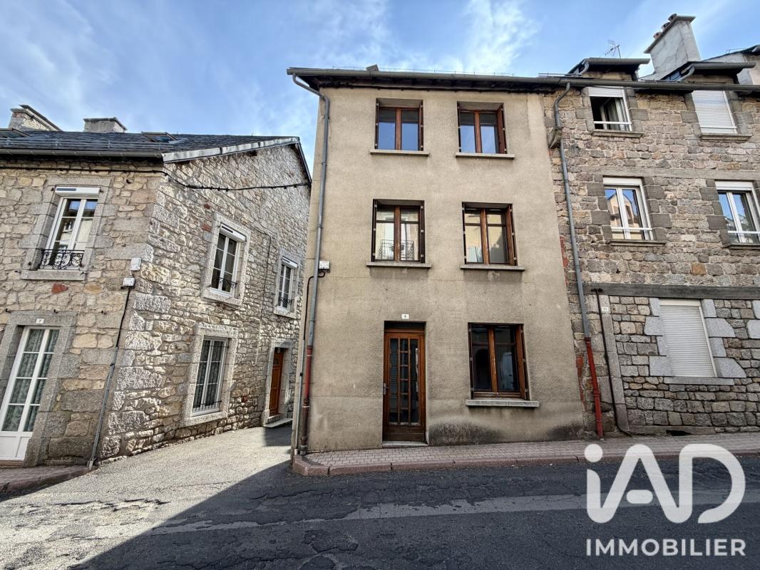 Immeuble  Saint-Alban-sur-Limagnole