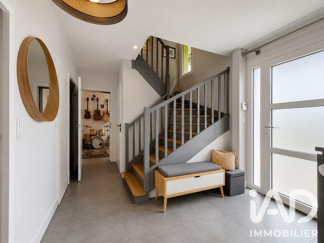 Maison 6 Pièce(s) Carrières-sur-Seine - Photo 2