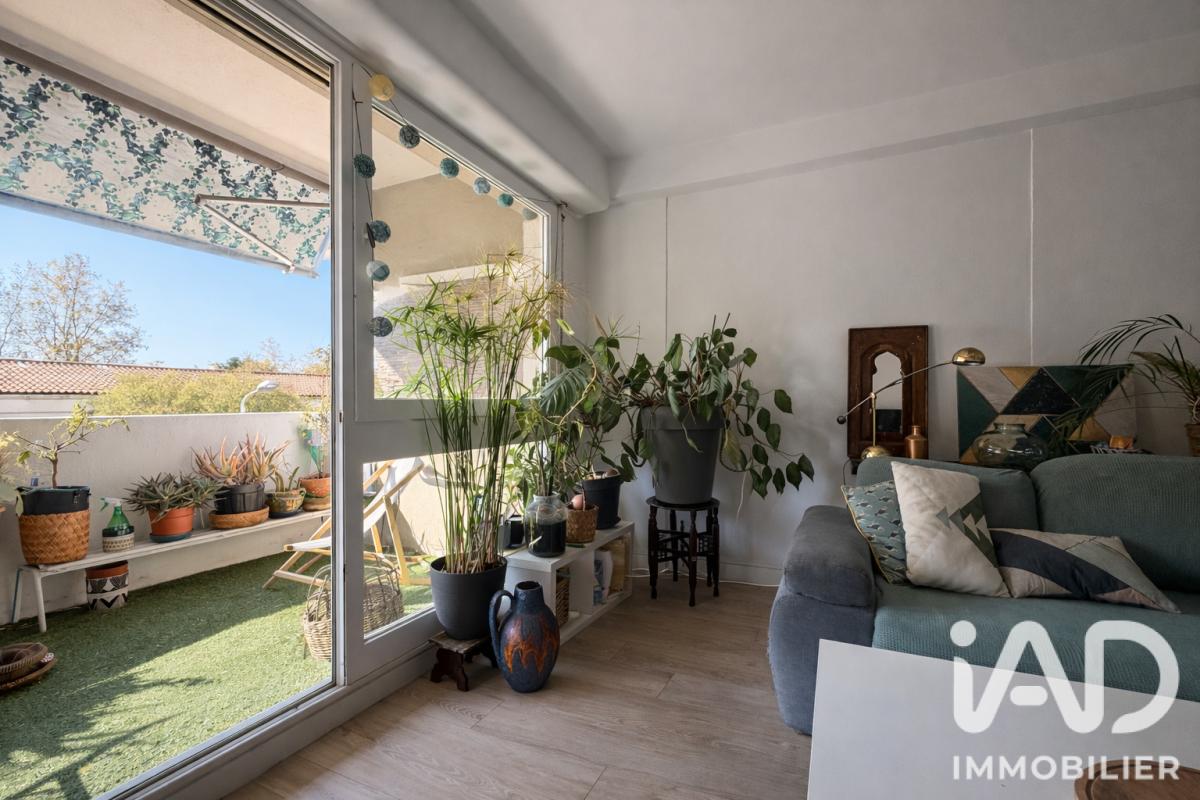 Appartement 4 Pièce(s) Marseille 5eme Arrondissement