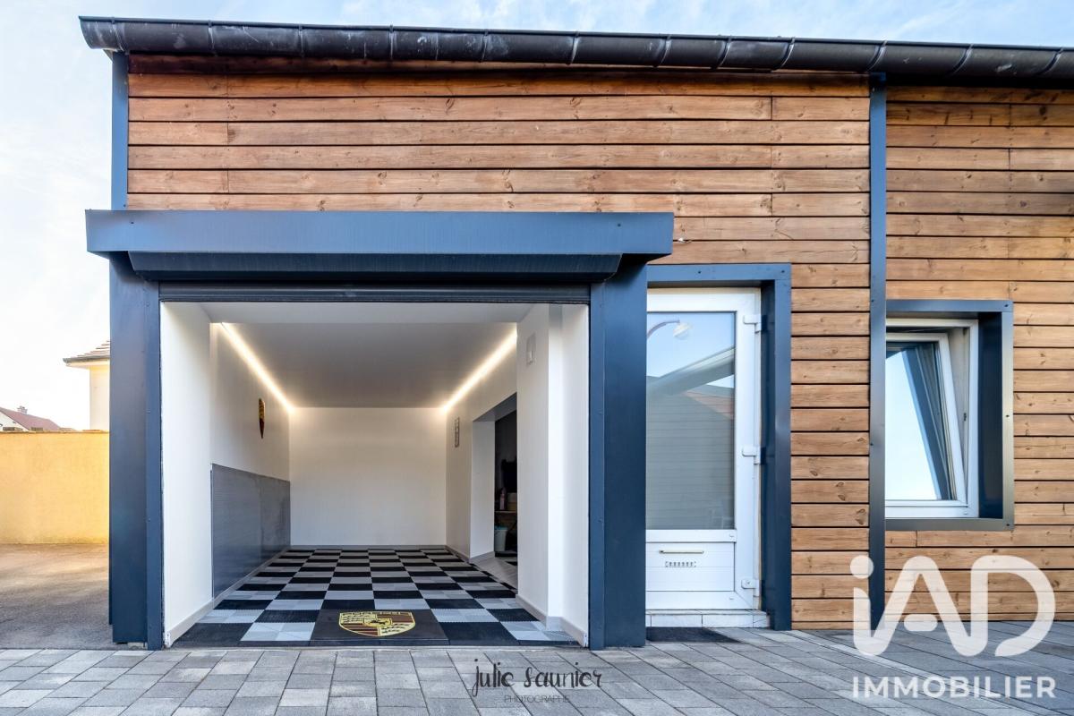 Maison 8 Pièce(s) Saint-Privat-la-Montagne - Photo 13