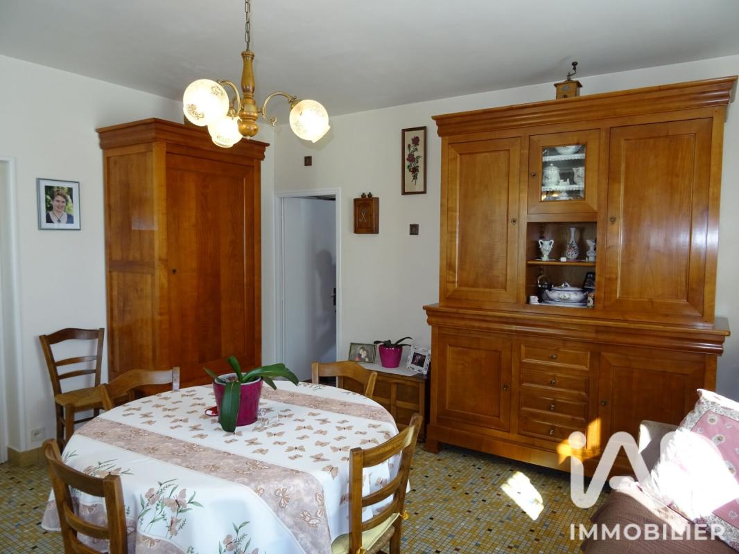 Maison 4 Pièce(s) La Rochefoucauld-en-Angoumois - Photo 4