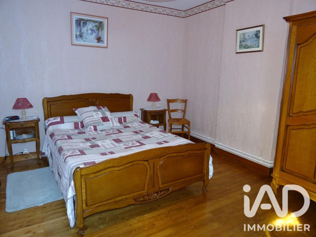 Maison 4 Pièce(s) La Rochefoucauld-en-Angoumois - Photo 6