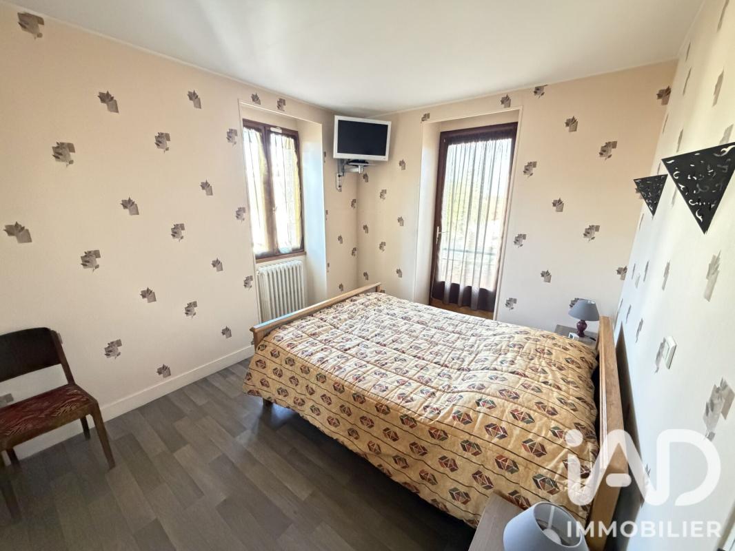 Maison 5 Pièce(s) Gond-Pontouvre - Photo 9