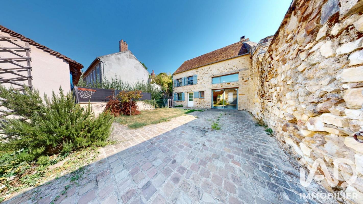Maison 5 Pièce(s) Thoury-Férottes