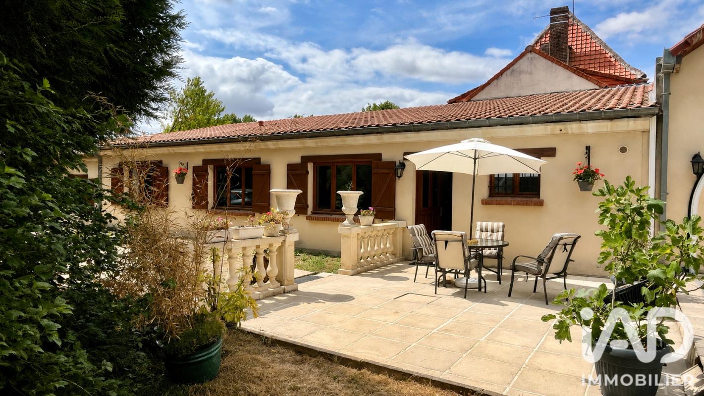 Maison 5 Pièce(s) Conty